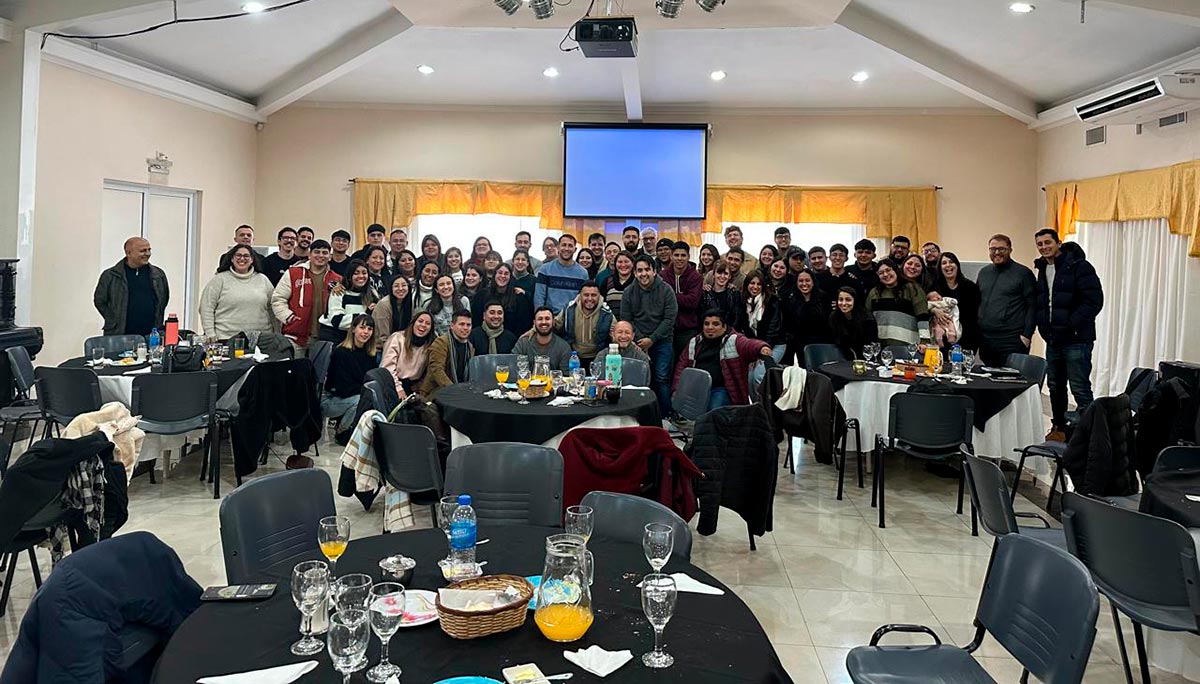 Líderes juveniles se reunieron para planificar la difusión del Festival Palau en Rosario
